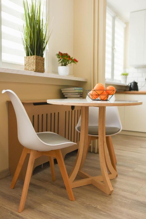 Apartament Studio Klasztorna เจียร์ซอร์นูฟ ภายนอก รูปภาพ